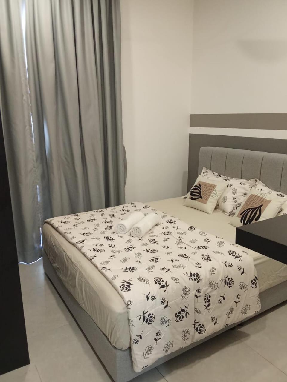 Neu By Vr Apartment